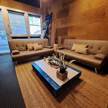 Vibescoruna - Loft Industrial Comercio アパート